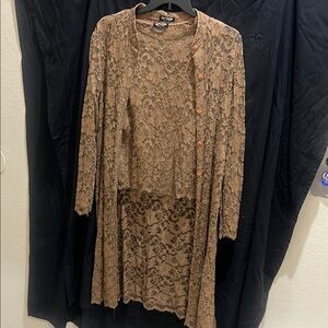 Elegant Lace Long Sleeve Duster and tank Softwear L